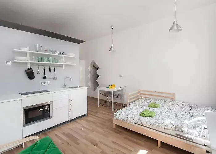 Lovely Prague Apartment